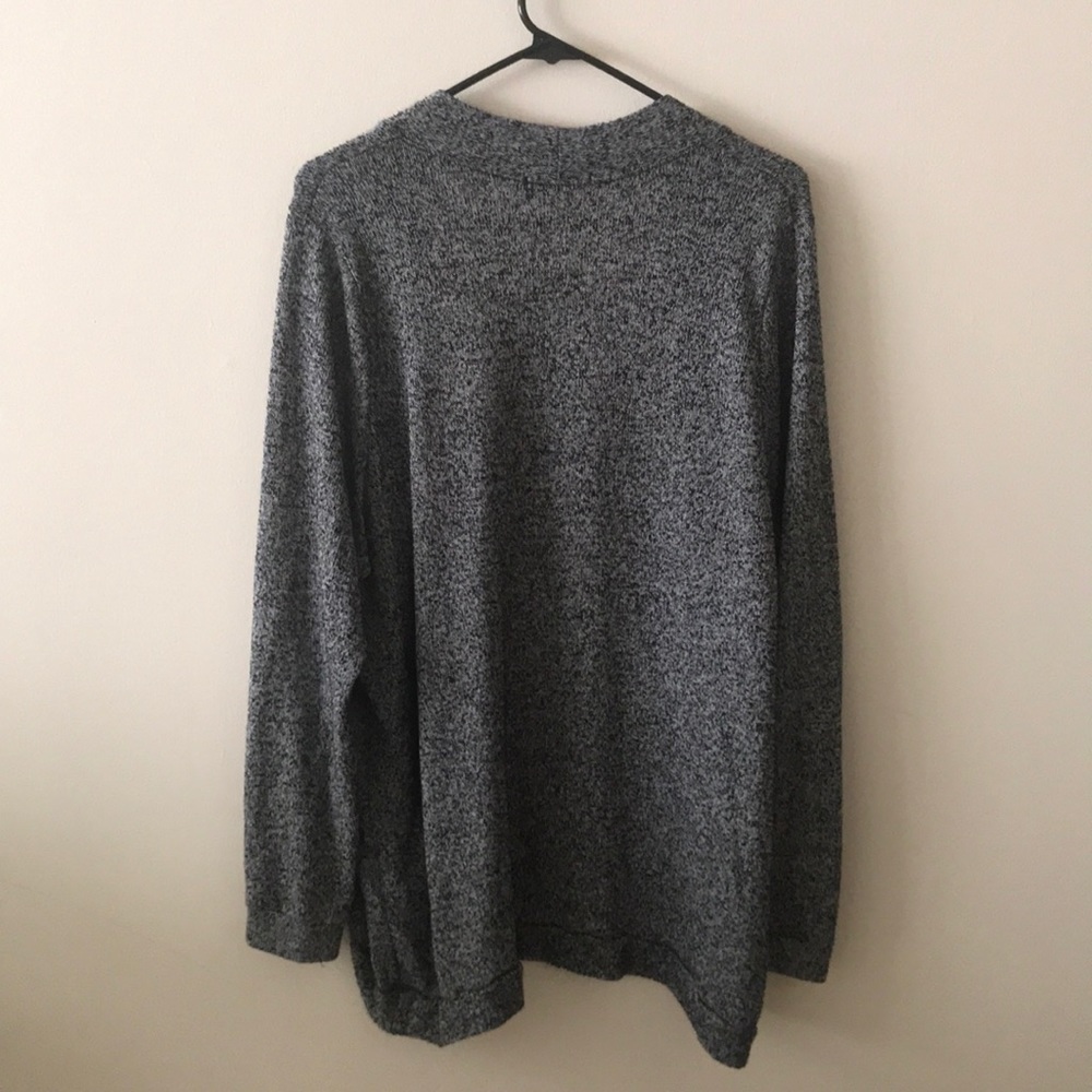 Gray hugger cardigan - Picture 2 of 3